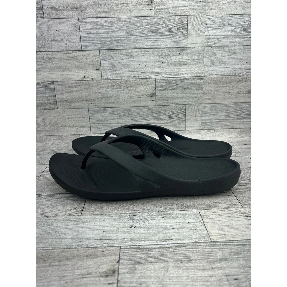 Crocs Womens Flip Flops Thong Sandals Iconic Comfort Black Lightweight Size W 11